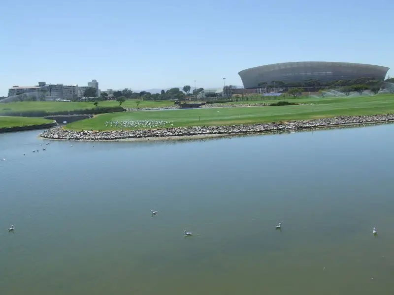 Green Point Park mit Blick auf WM - Stadion