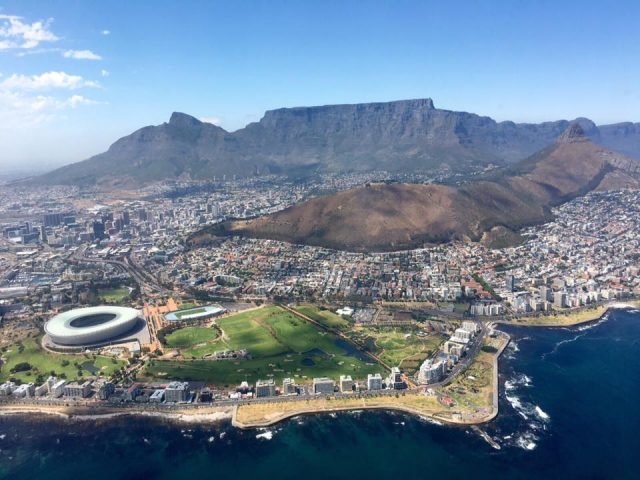 Mit dem Hubschrauber über Kapstadt (Foto von Sabrine Rieß)
